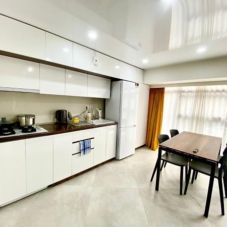 Gss - A Apartment Tbilisi Eksteriør bilde